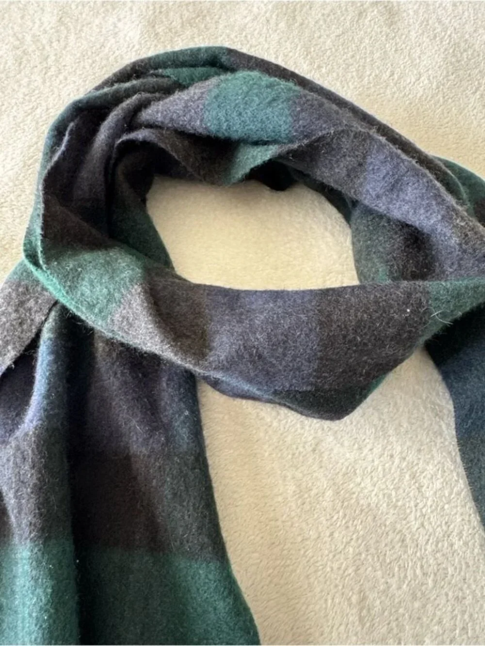 Club Room Cashmere Scarf Green Blue Plaid Fringe Soft Luxury Winter Cozy Fall